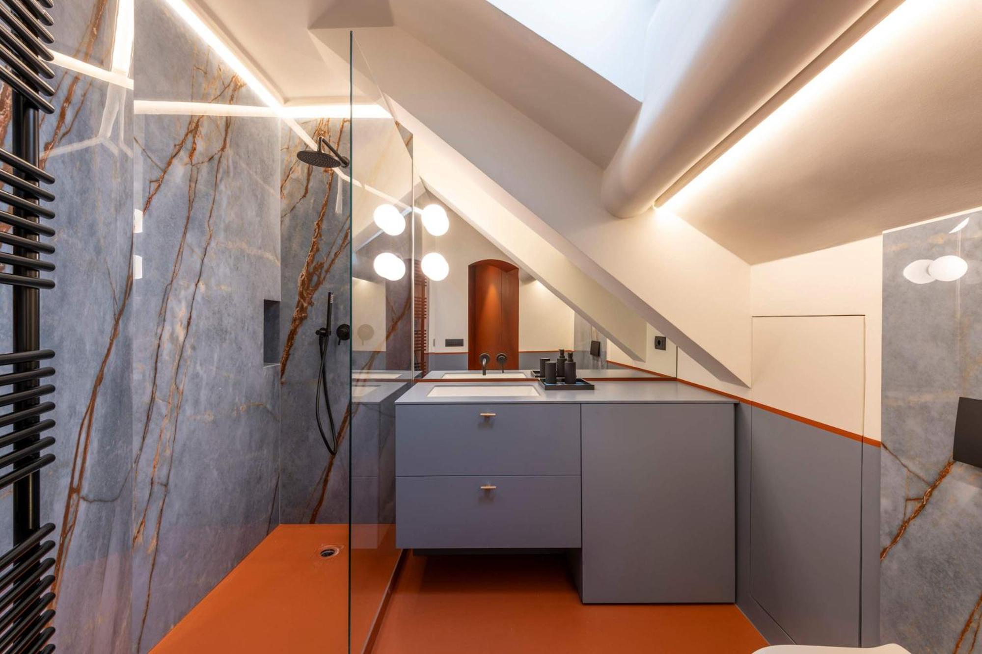 Stunning Cupola Apt-steps From San Babila & Duomo Apartment Mailand